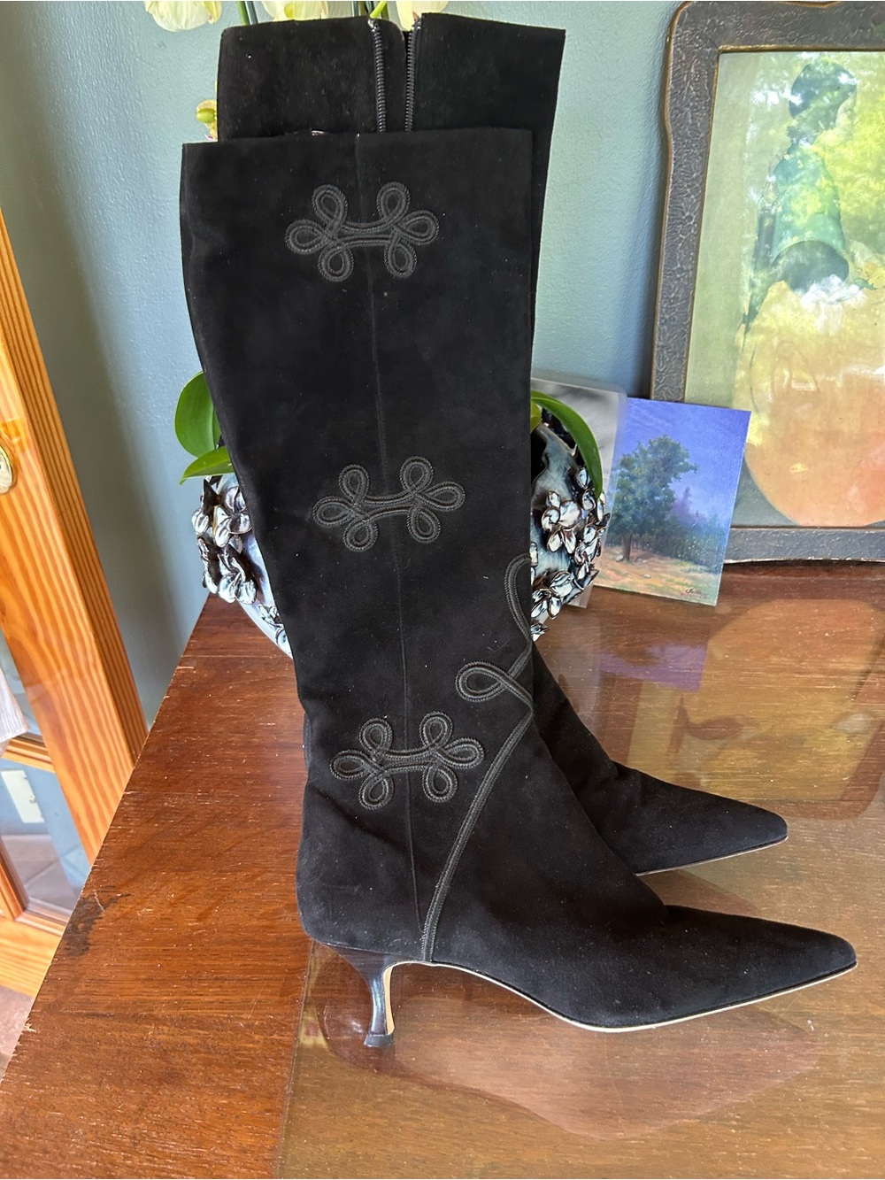 Manolo Blahnik EU 40 Suede Brocade Kitten Heel  Boots